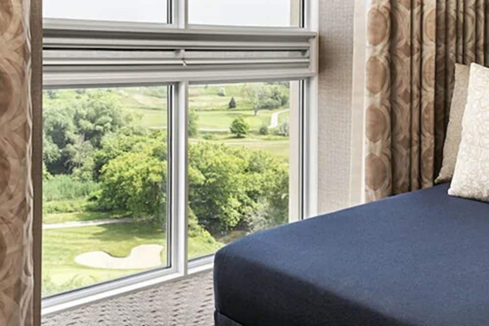 undefined Sheraton Toronto Airport Hotel & Conference Centre 10