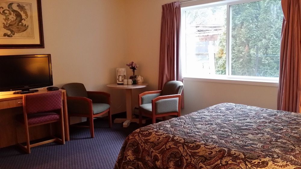 Skagit Motor Inn Standard Room, 1 Queen Bed 8