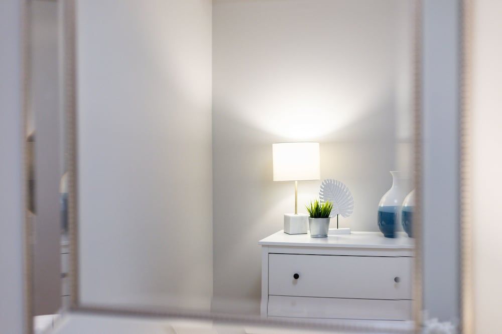 Applewood Suites - 1 BR Wellington West Executive Condo, 2 Bedrooms 6