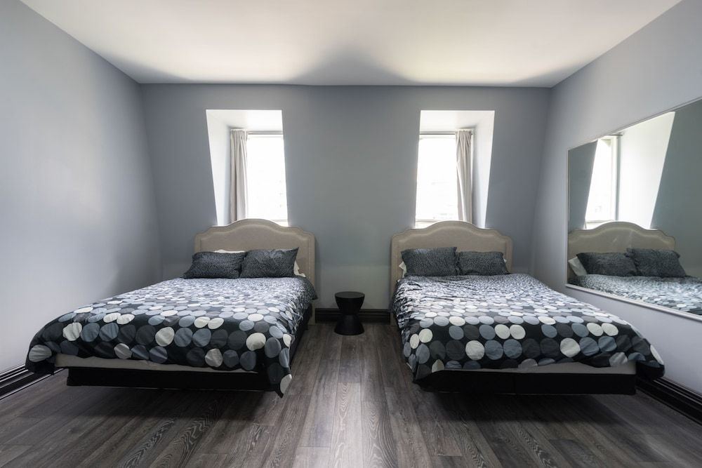 undefined Applewood Suites - West Queen West Loft 5
