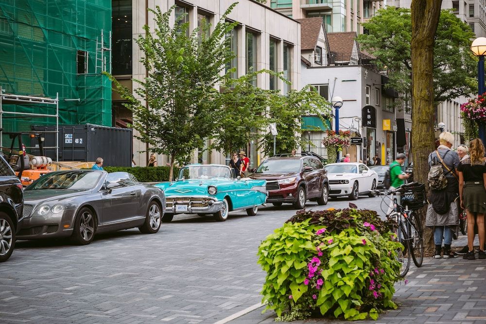 undefined QuickStay - Class in Yorkville (Yonge & Bloor) 9