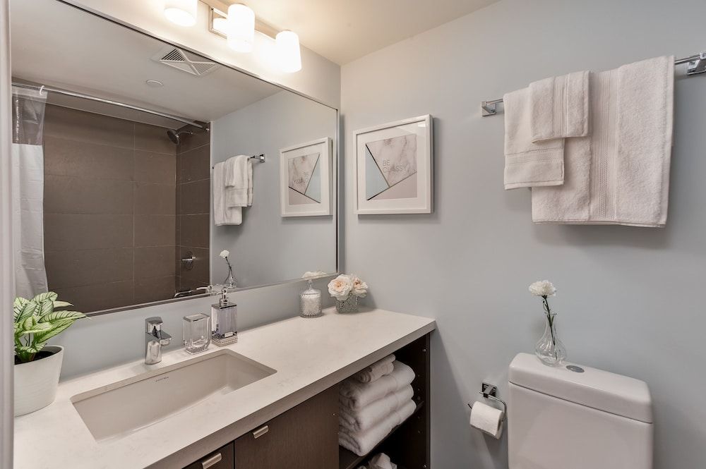 QuickStay - Class in Yorkville (Yonge & Bloor) Classic Condo, 1 Queen Bed 16