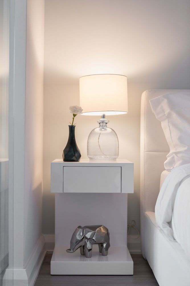 QuickStay - Class in Yorkville (Yonge & Bloor) Classic Condo, 1 Queen Bed 4