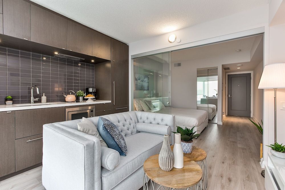 QuickStay - Class in Yorkville (Yonge & Bloor) Classic Condo, 1 Queen Bed 10