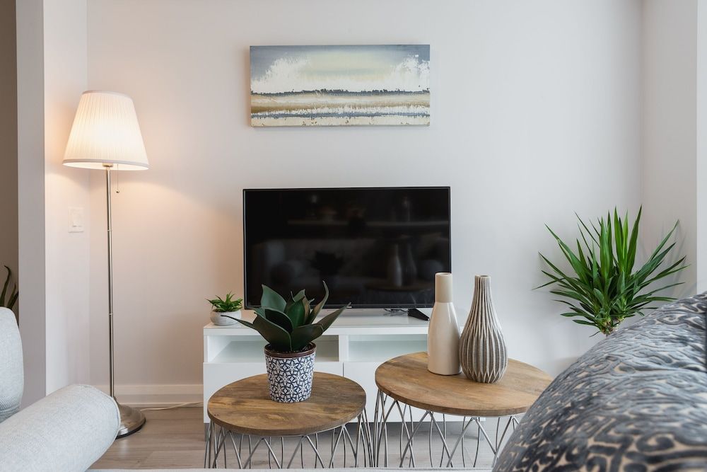 QuickStay - Class in Yorkville (Yonge & Bloor) Classic Condo, 1 Queen Bed 12