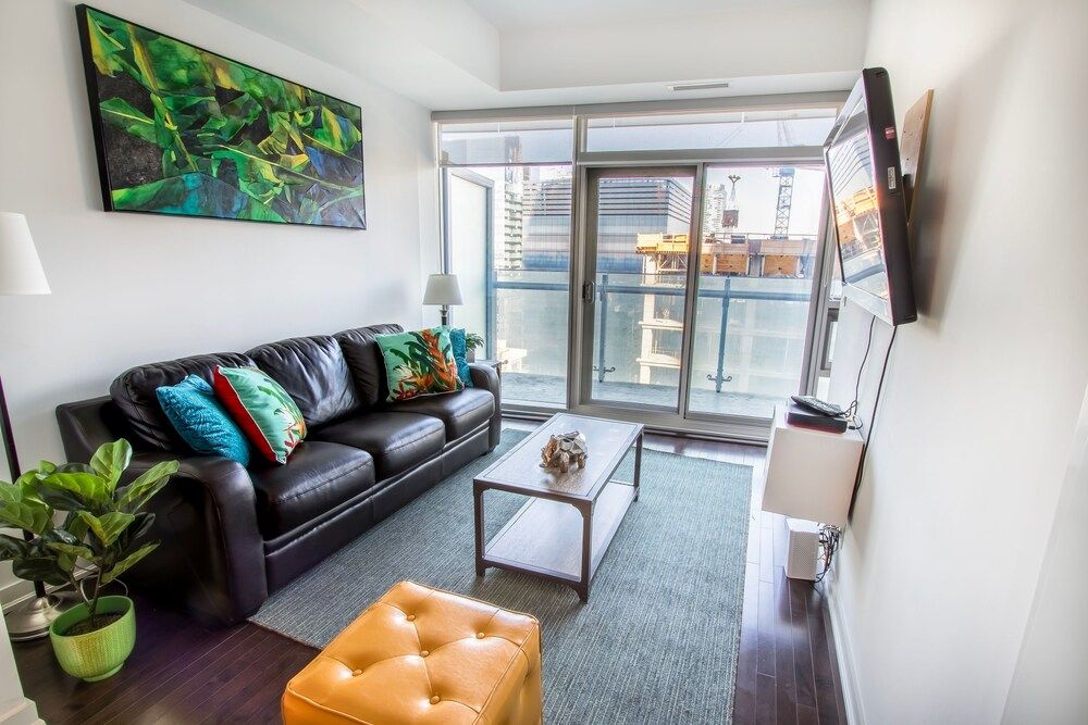 undefined MiCasa Suites - Modern Executive Condo 10