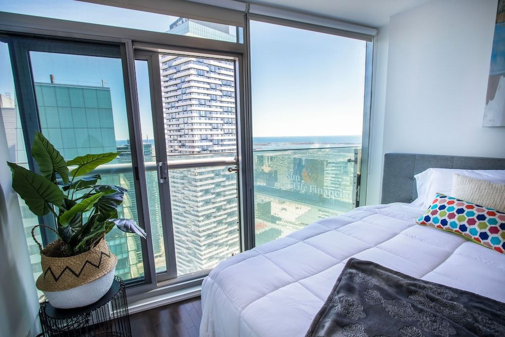 undefined MiCasa Suites - Modern Executive Condo 4