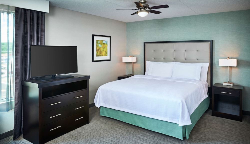 Studio Suite, 1 King Bed, Non Smoking, Jetted Tub