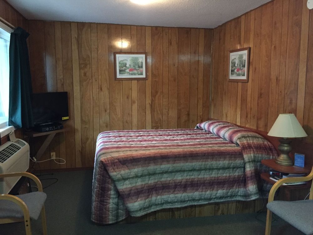 One Bedroom Suite