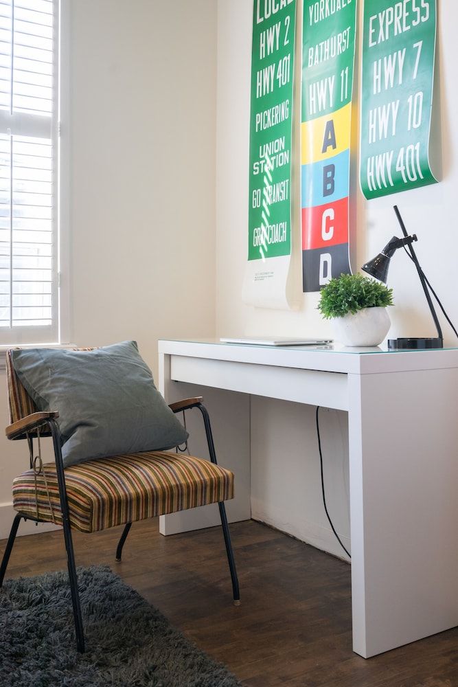 Applewood Suites - The Ossington Loft City Loft, 3 Bedrooms, Patio, City View 35