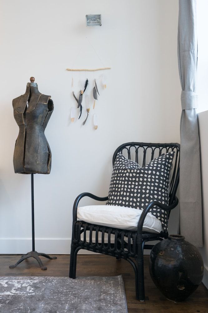 Applewood Suites - The Ossington Loft City Loft, 3 Bedrooms, Patio, City View 26