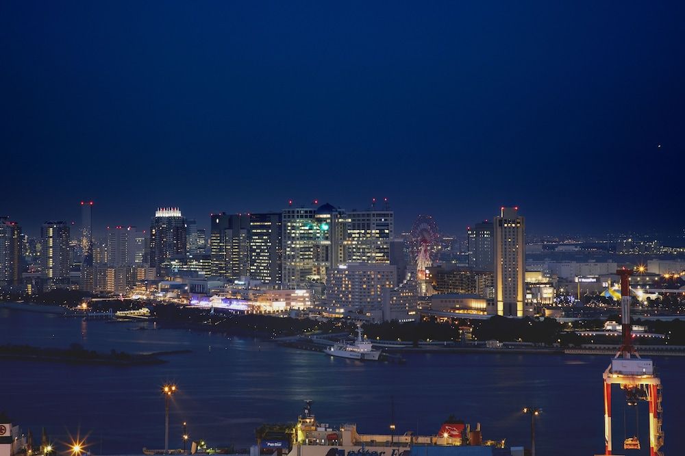 Daiichi Hotel Tokyo Seafort Double Room, Harbor View 3