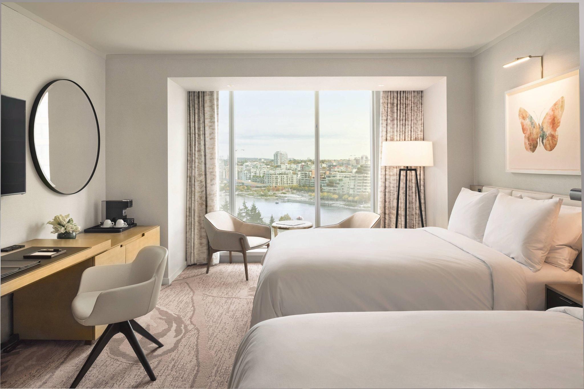 Guest room, 2 Queen, Water view