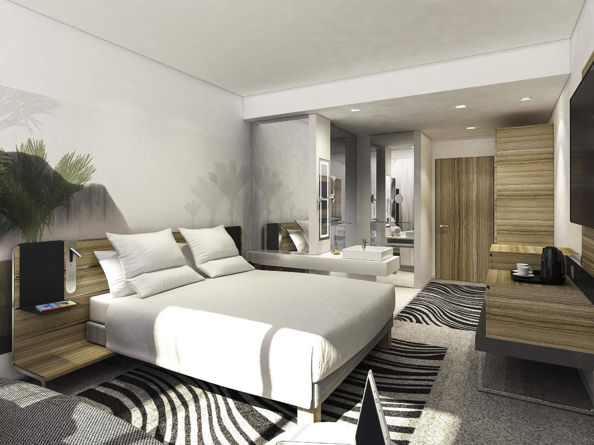 Superior Room with Queen-size bed and convertib le sofa