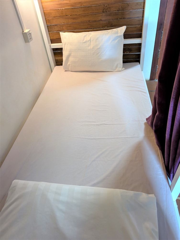 undefined The Siem Reap Chilled Backpacker 9