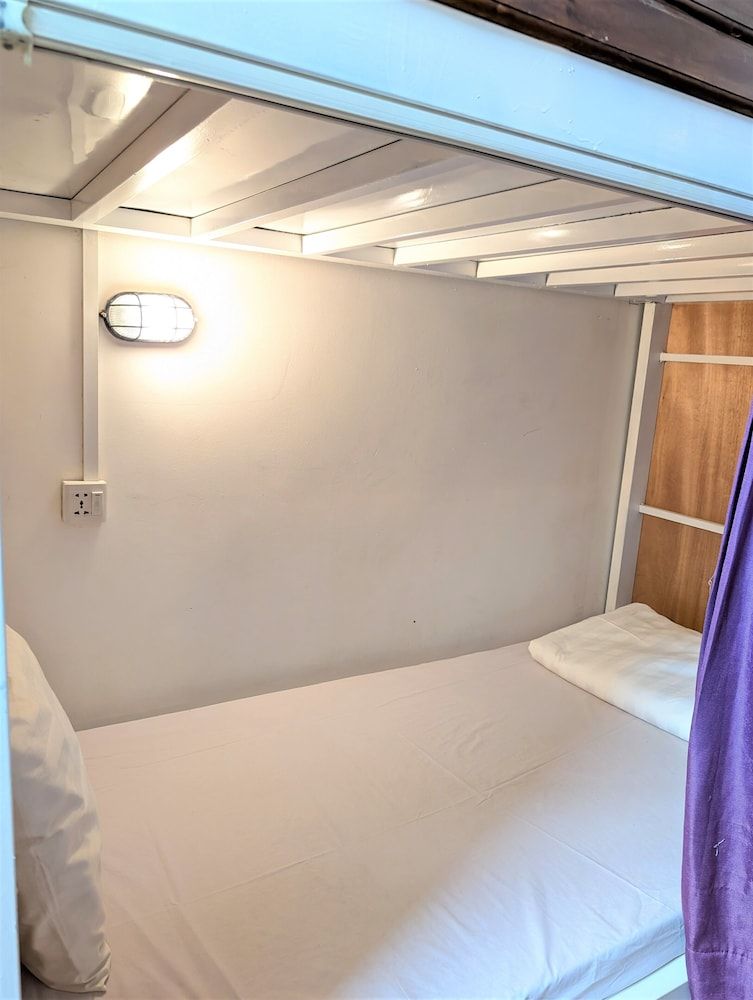 undefined The Siem Reap Chilled Backpacker 8