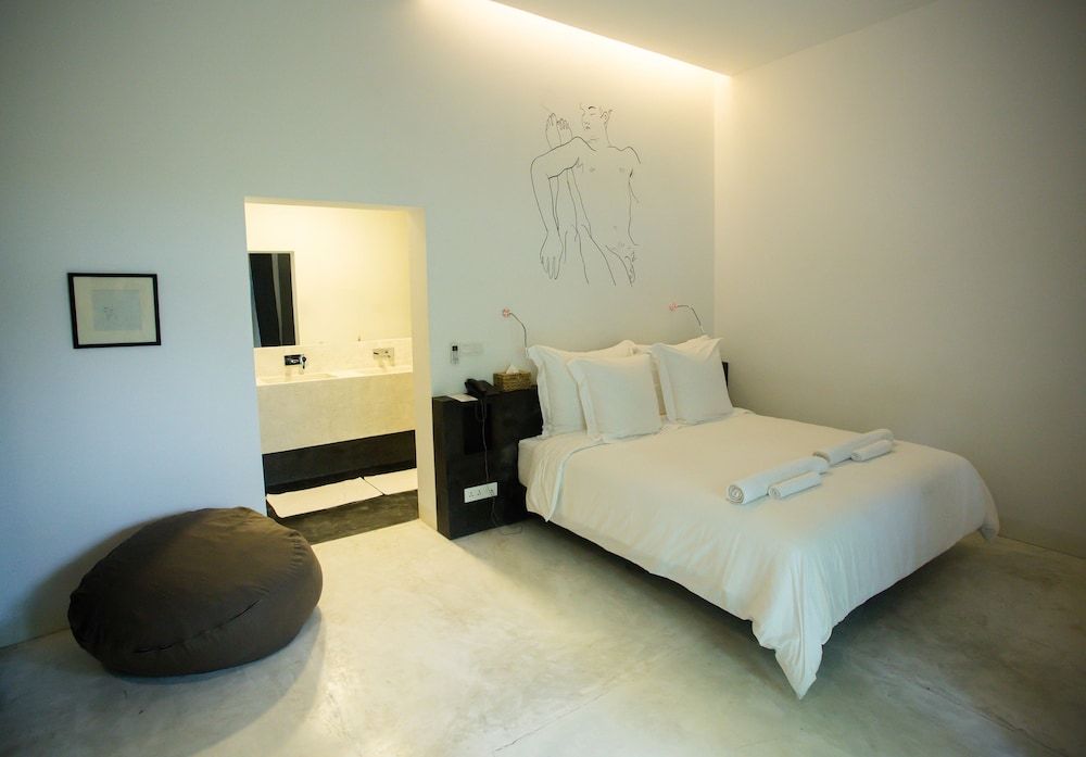 undefined Arthur&Paul - Caters to Men