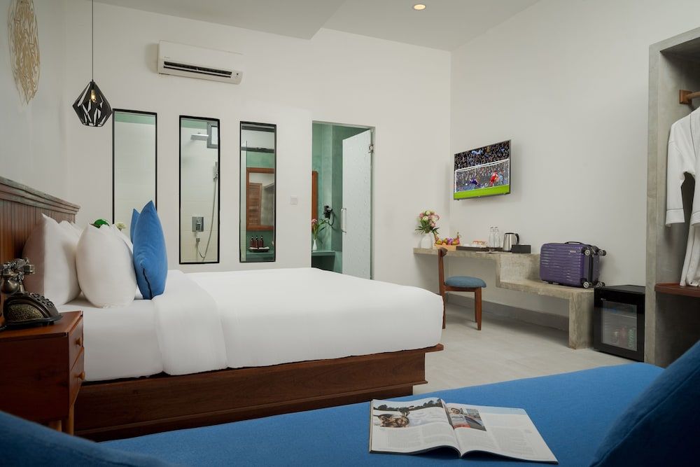 undefined Angkor Aurora 3