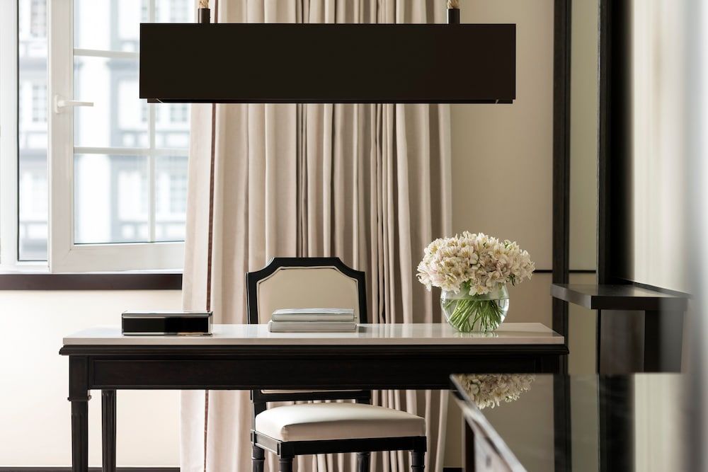 Four Seasons Hotel Mexico City Superior Room, 1 King Bed 4