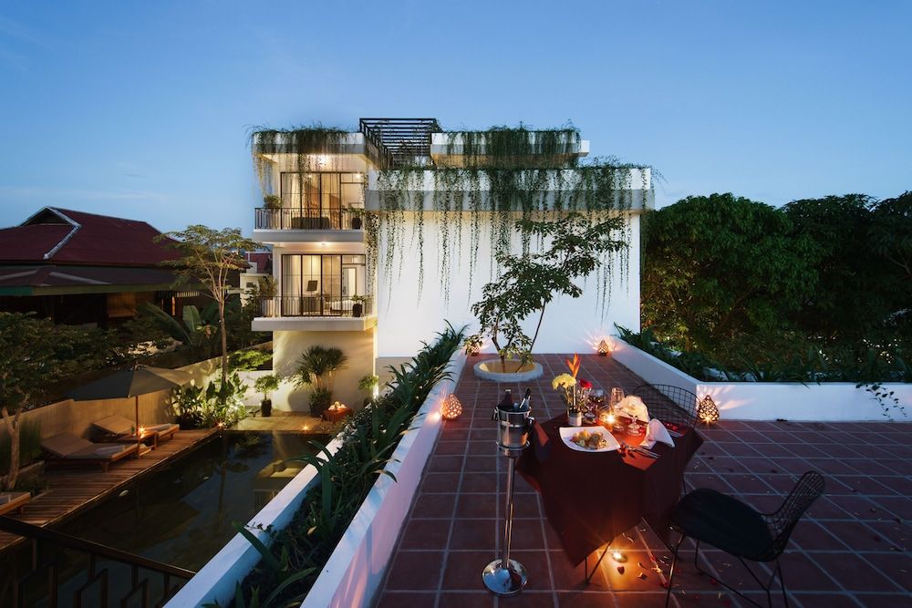 undefined VIHARA The City of Temples 8