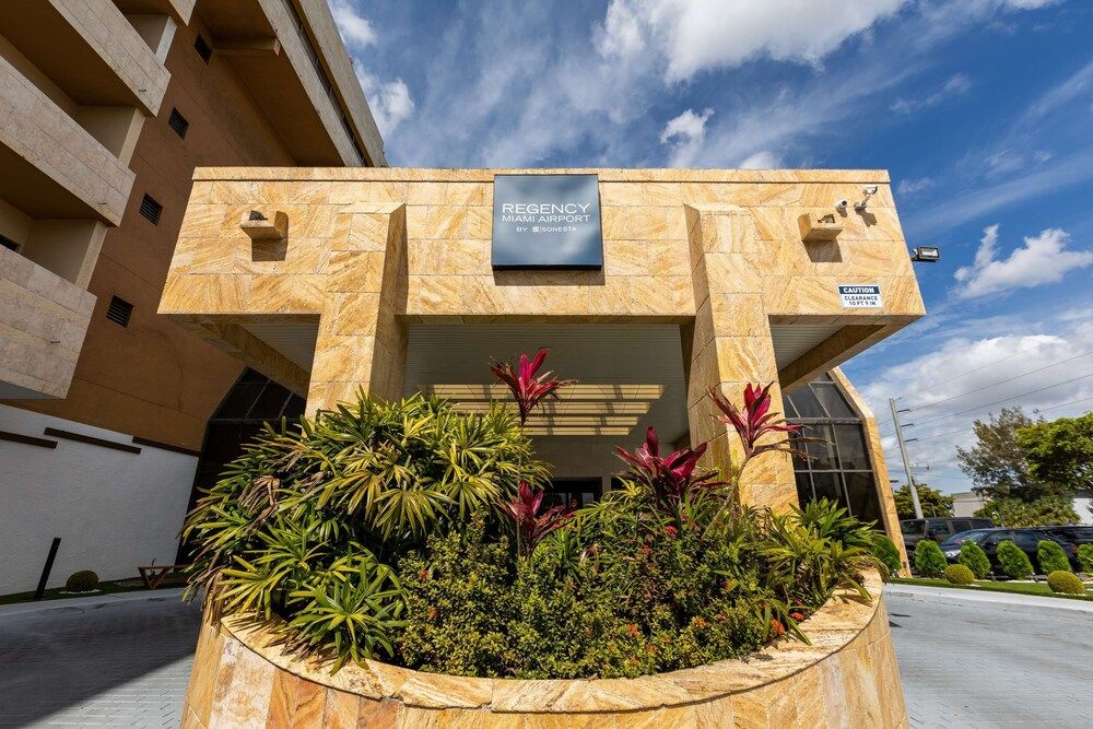 undefined Regency Miami Airport by Sonesta 4