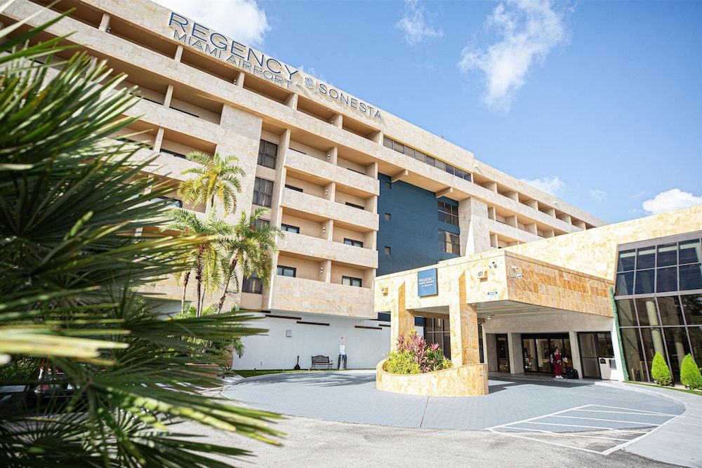 undefined Regency Miami Airport by Sonesta 4