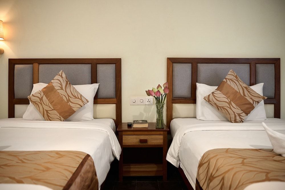 Deluxe Twin Room, Pool View