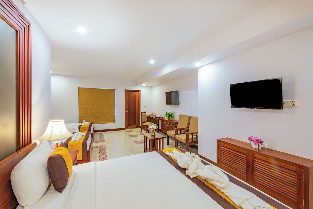 Shadow Angkor Residence Family Room 12