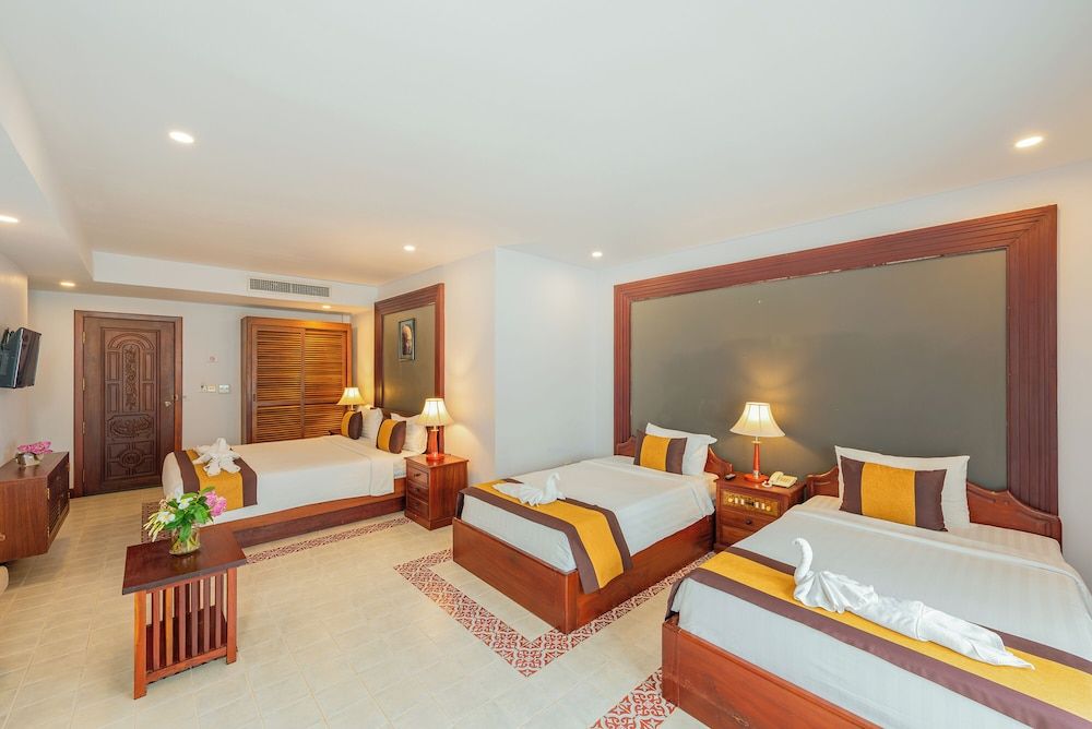 Shadow Angkor Residence Family Room 3