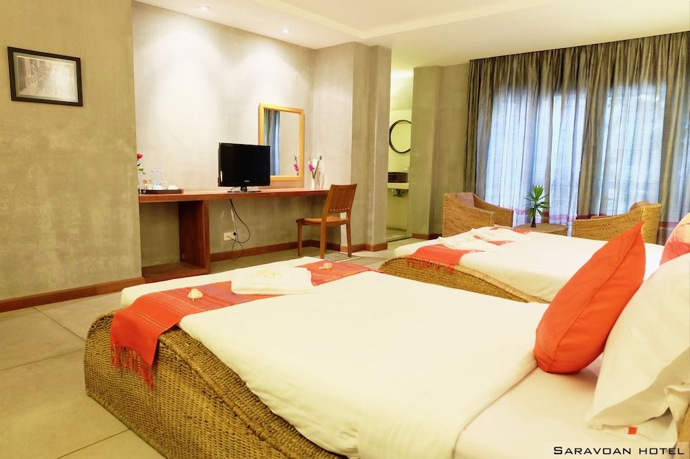 Saravoan Royal Palace Family Room 6