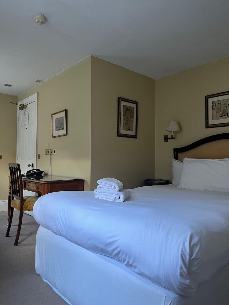 undefined Cranley Hotel London