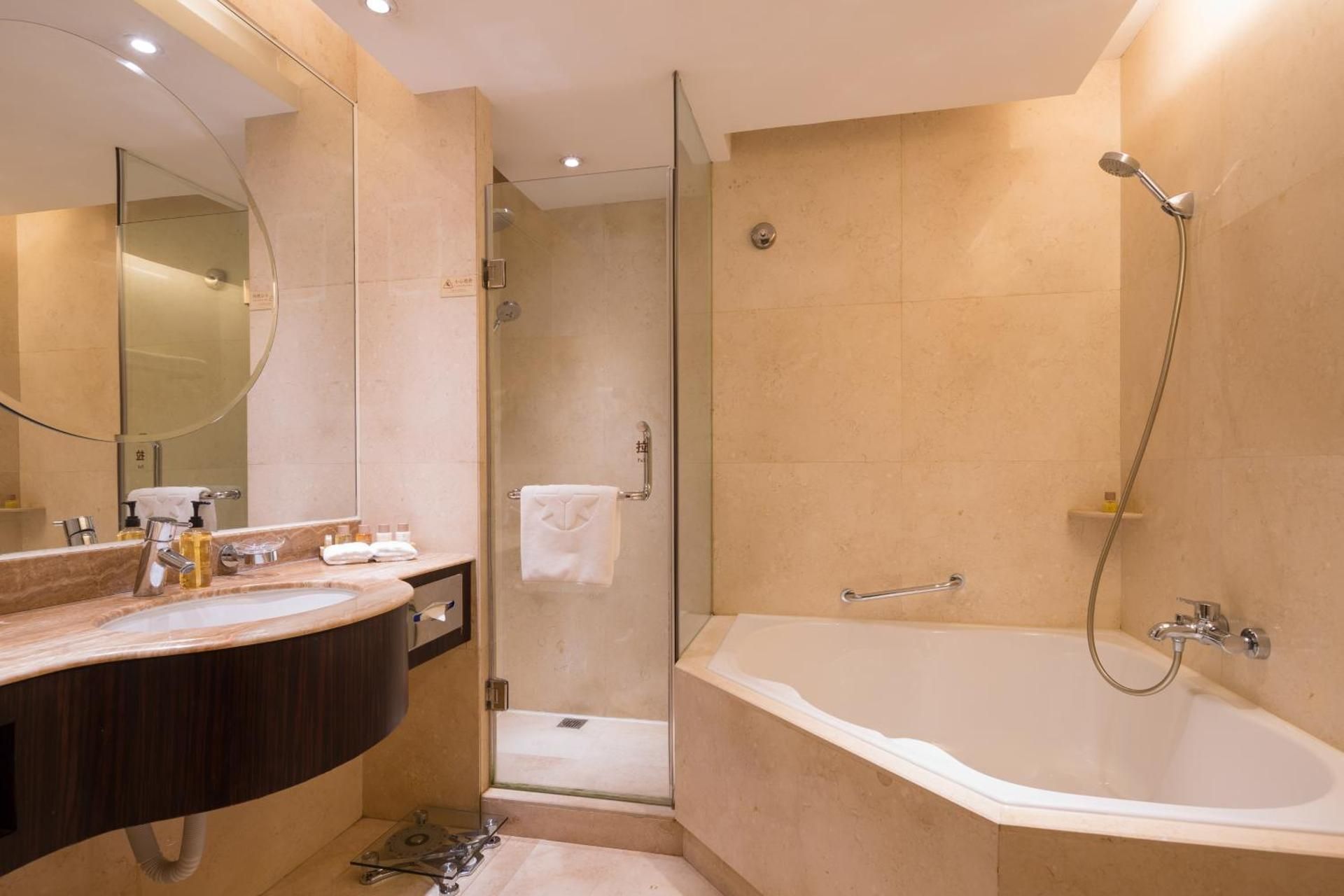 Executive Deluxe King Room