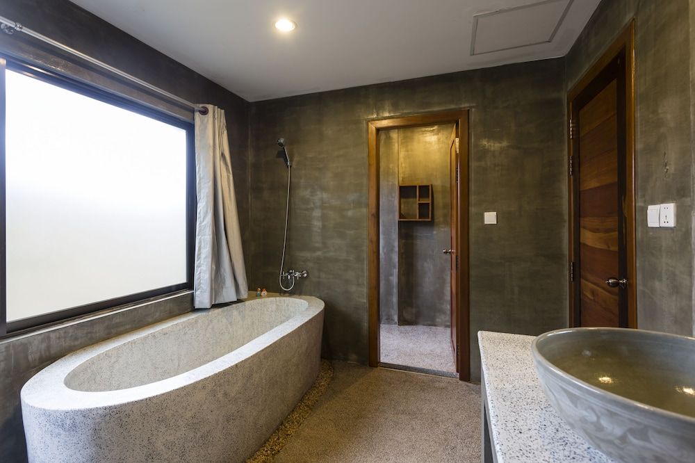 Le Jardin d'Angkor Hotel Deluxe Double Room, Pool View 10