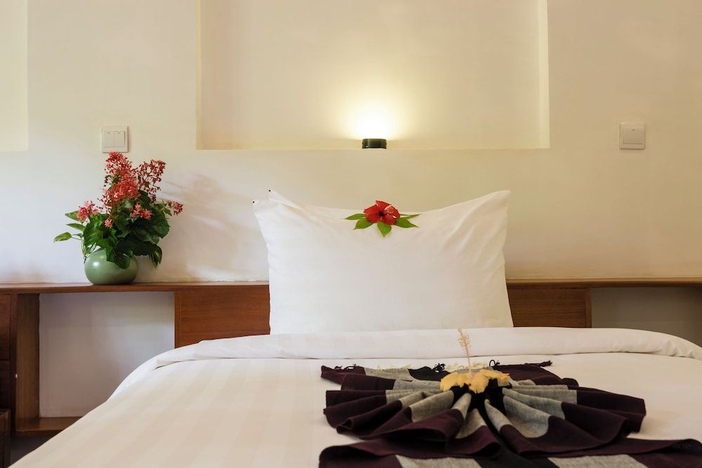 Le Jardin d'Angkor Hotel Deluxe Double Room, Pool View 6