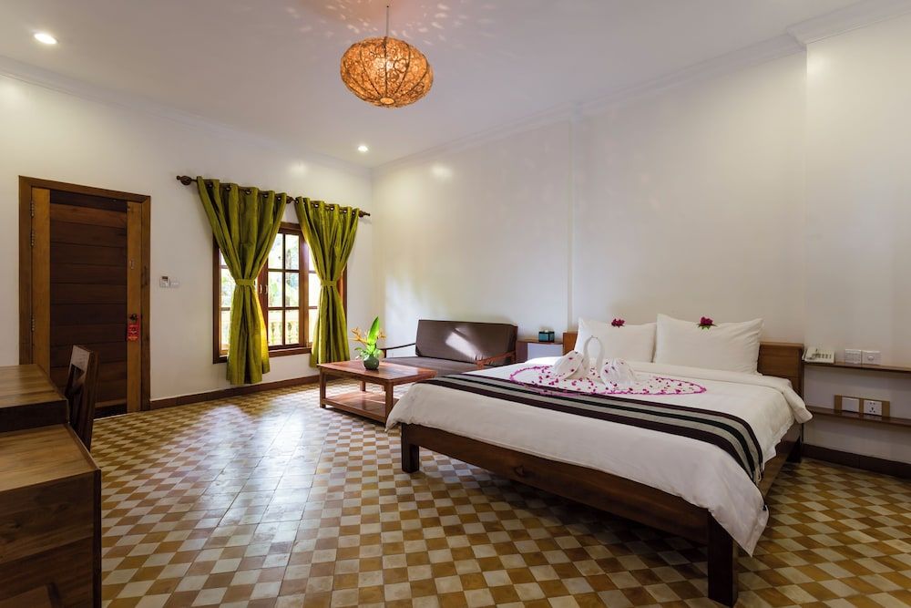 Le Jardin d'Angkor Hotel Deluxe Double Room, Pool View 3