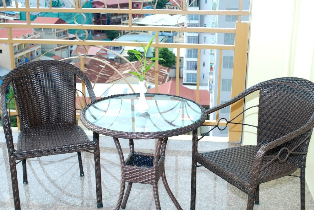 undefined Phnom Penh Era Hotel 10