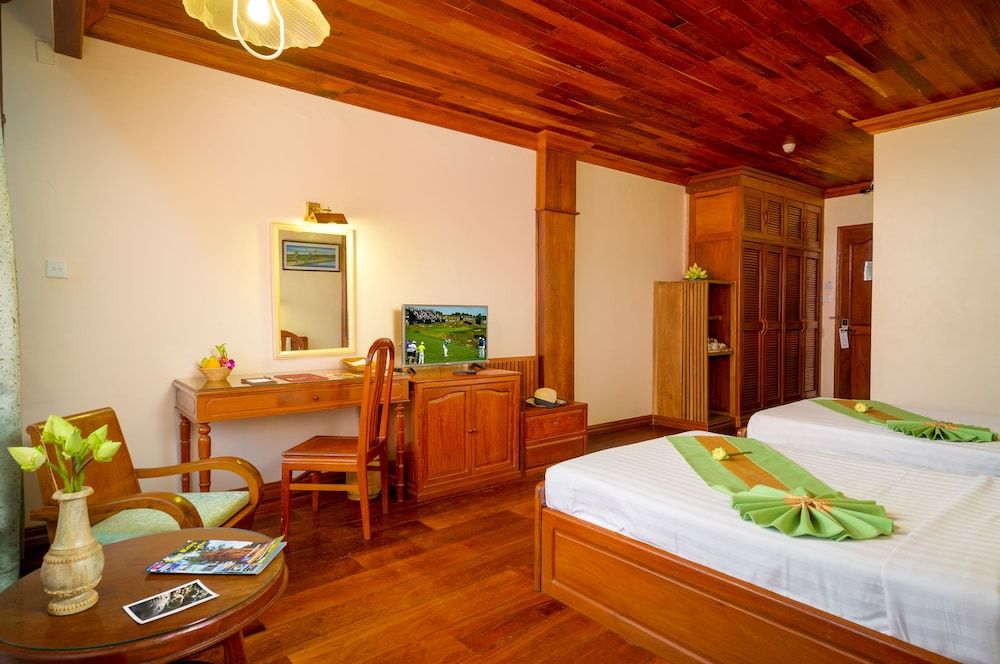 Ta Prohm Hotel & Spa Superior Twin Room 2