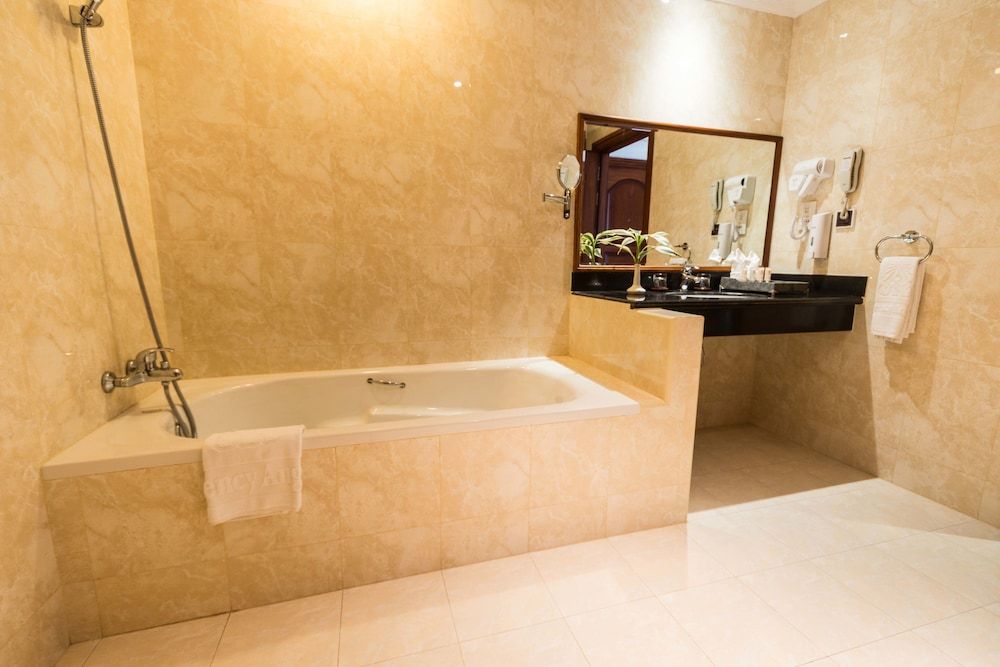 undefined Regency Classical Angkor 5