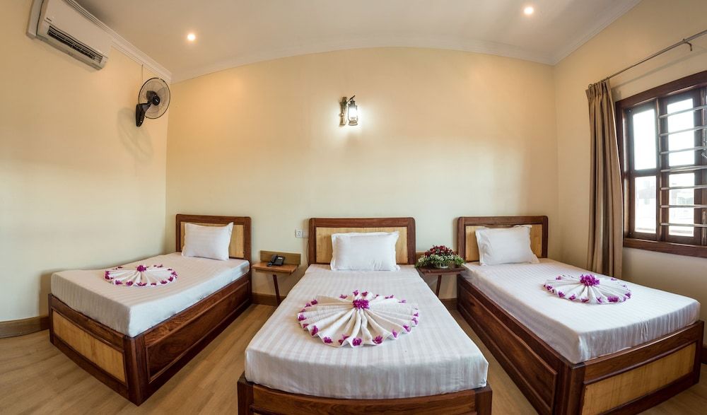 Seng Hout Hotel Standard Family Room 4