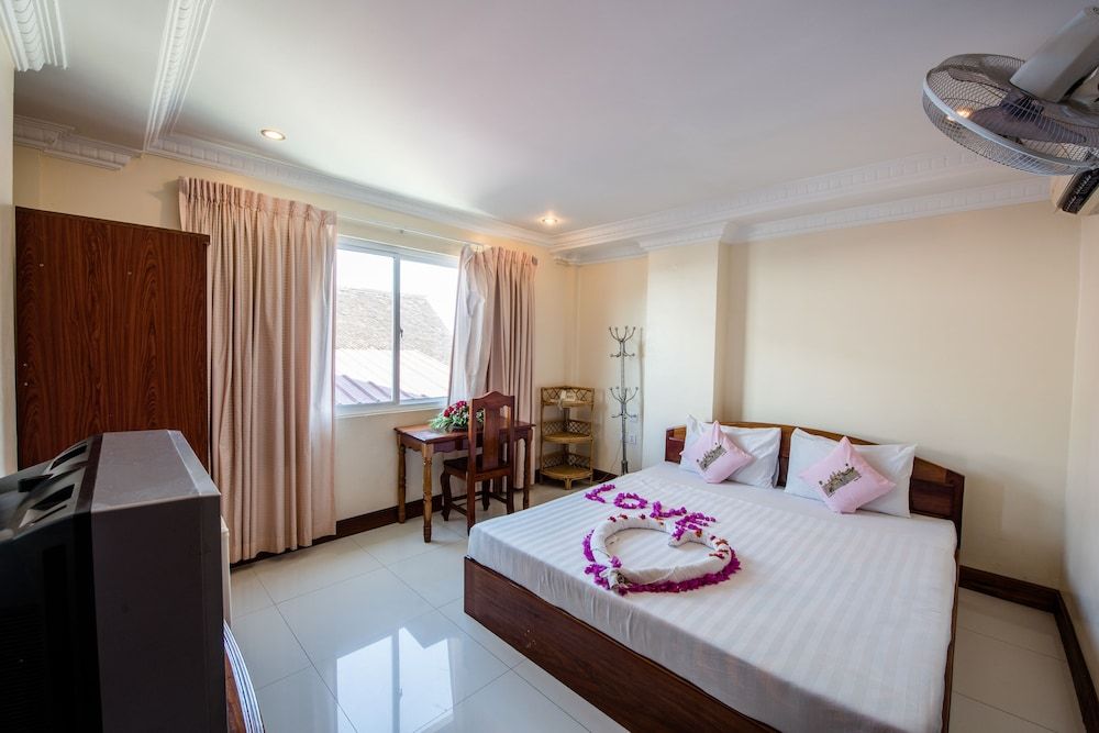 Seng Hout Hotel Standard Double Room, 1 Double Bed