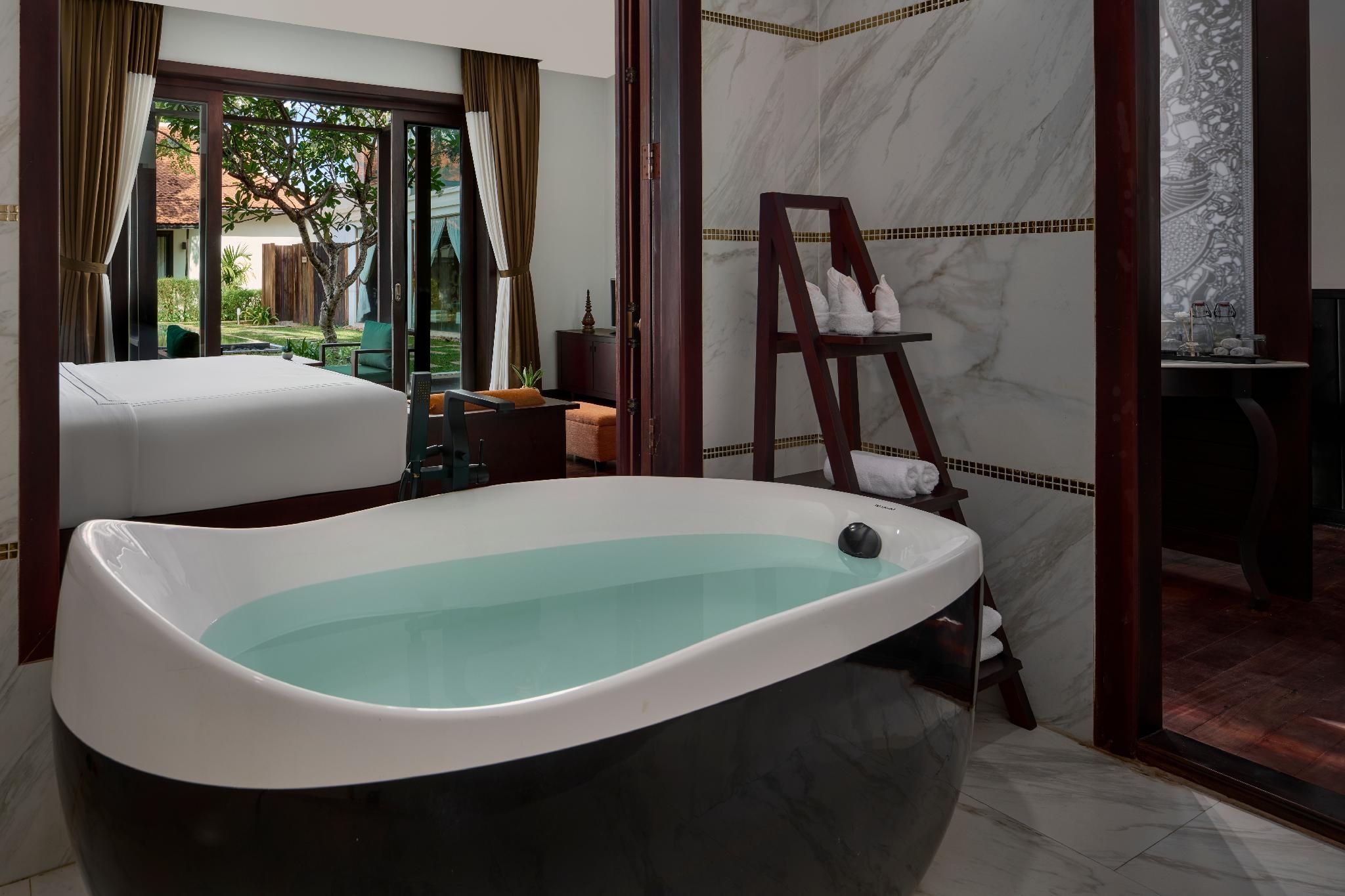 The Embassy Angkor Resort & Spa Classic Twin Room 3