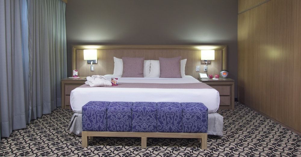 Junior Suite, 1 King Bed
