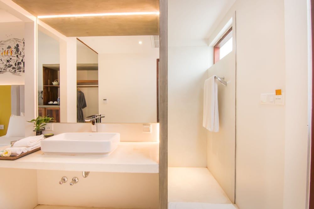 Apsara Residence Hotel Deluxe Twin with Balcony 18