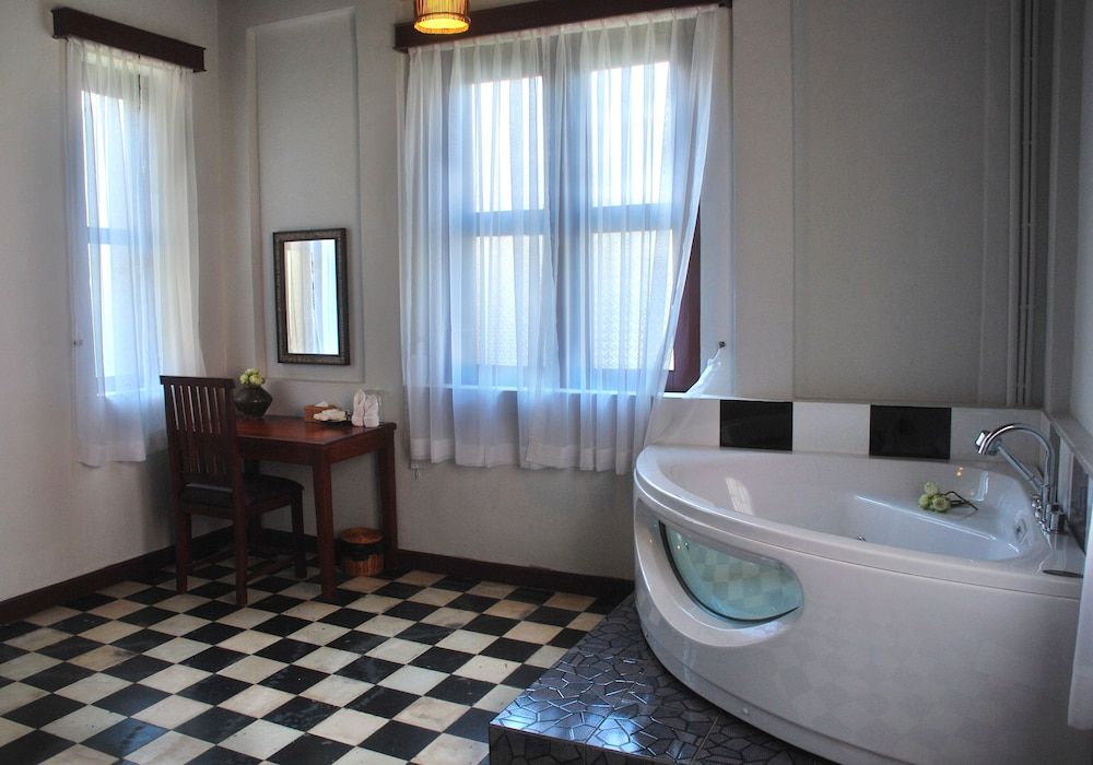 La Rivière d' Angkor Resort Governor Suite Room 2