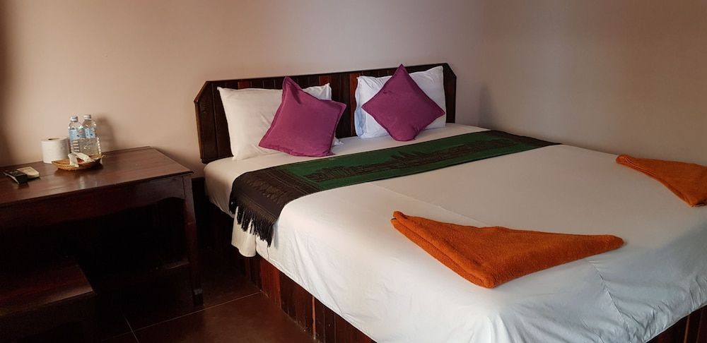 Standard Single Room (Air Conditioning )