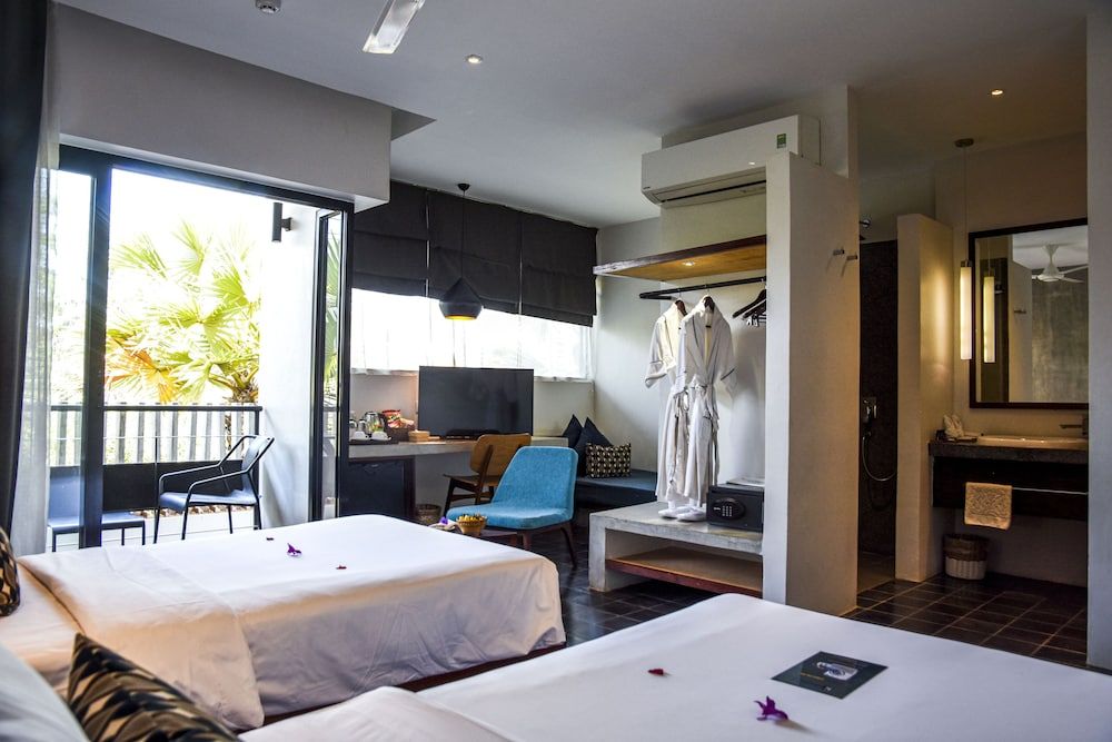 Hillocks Hotel & Spa Superior Twin Balcony with 35% off Spa 2