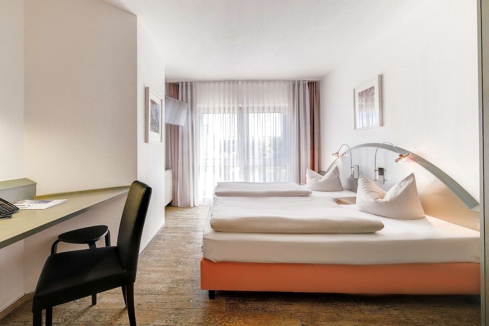 Hotel Ambiente Langenhagen Hannover by Tulip Inn Standard Room, 2 Single Beds 11