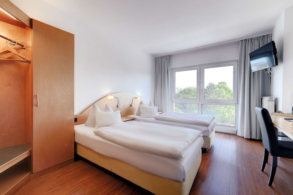 Hotel Ambiente Langenhagen Hannover by Tulip Inn Standard Room, 1 Single Bed 6
