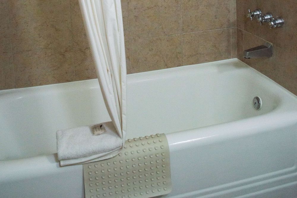 Best Western Majestic Standard Room, 1 Double Bed, Non Smoking 8