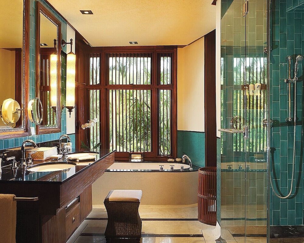 One Bedroom Duplex Suite